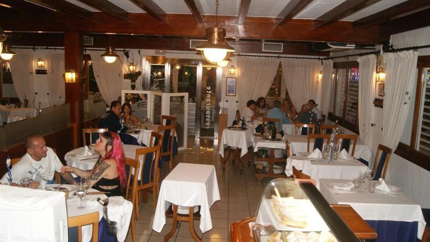 Interior del restaurante Venezuela