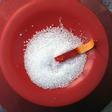 Reducir una pizca de sal en cada comida puede evitar ictus, infartos... y sus consecuencias