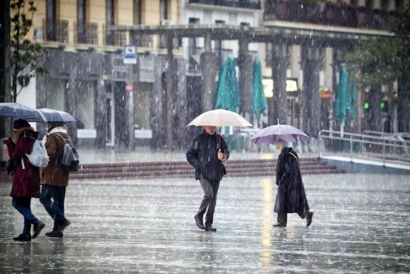 La nieve llega a Zaragoza