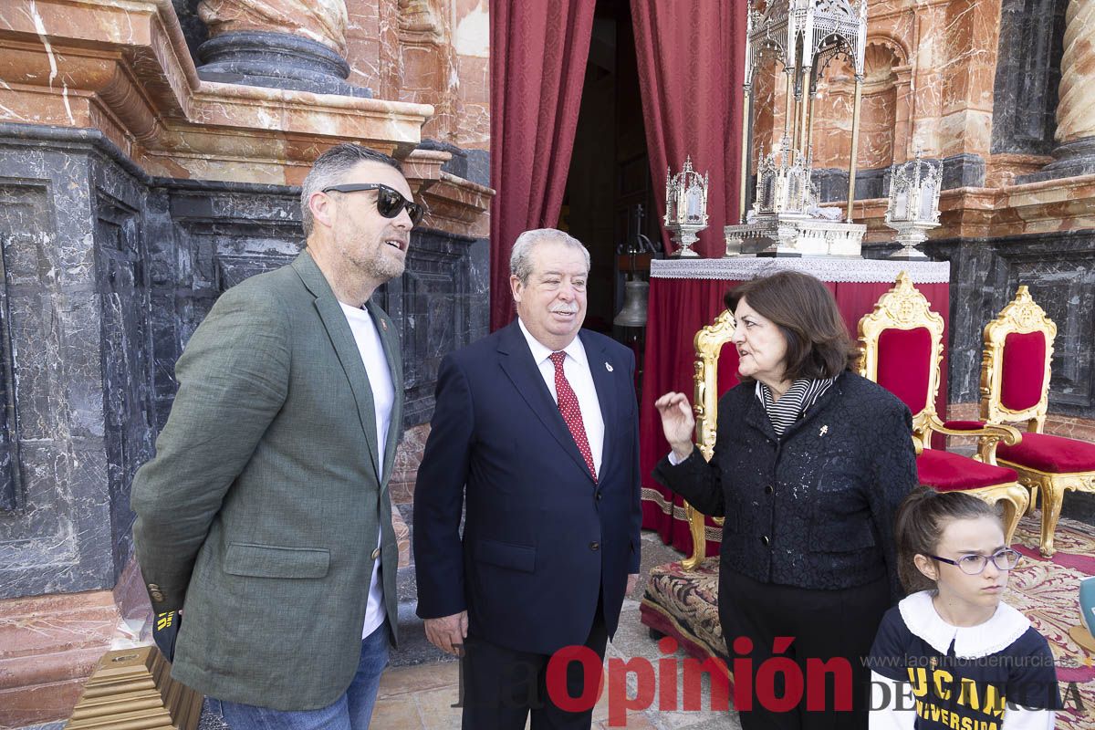 La vicaría de Cartagena, la UCAM, junto a asociaciones y peregrinos de toda España se ponen a los pies de la Vera Cruz