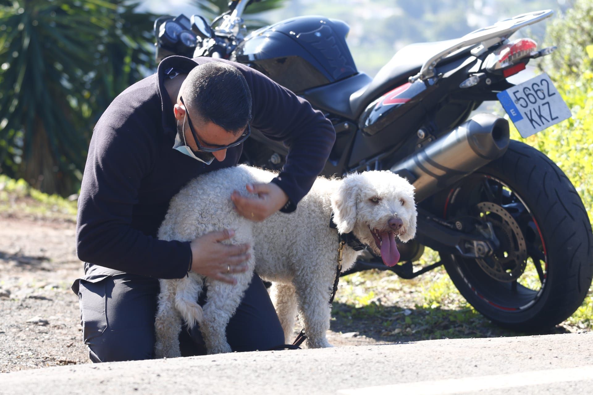 La Guardia Civil busca con perros al taxista desaparecido en Teror