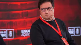 Óscar López insiste en la dimisión de Ayuso y censura los supuestos delitos de su novio: "Huele a testaferro"
