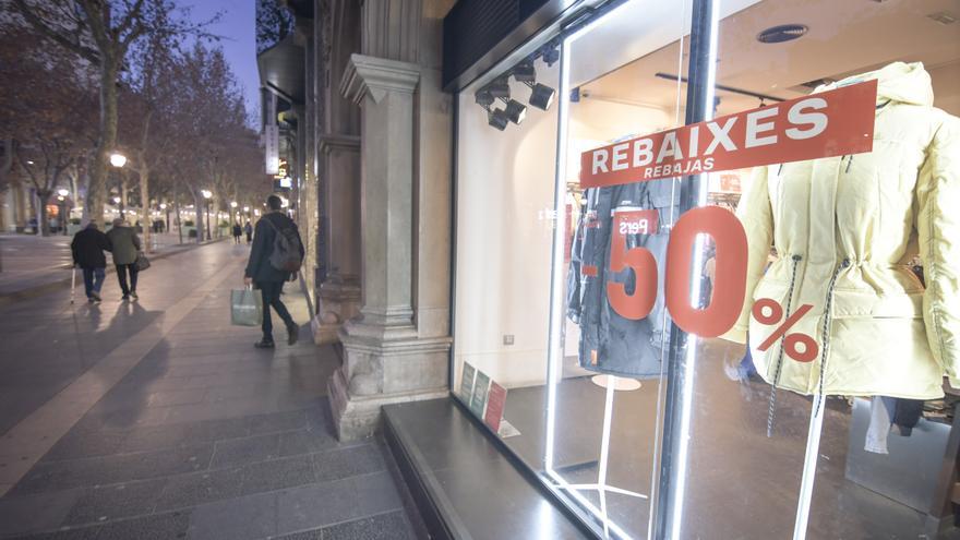 Les rebaixes arriben desdibuixades pel Black Friday i les ofertes en línia