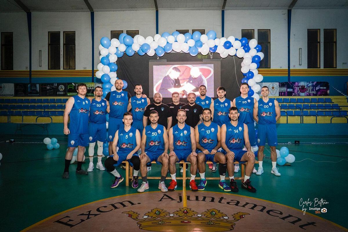 La plantilla del CBG Guadassuar que ha logrado el ascenso.