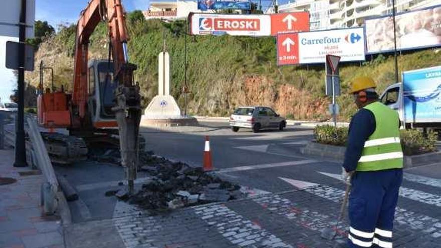 Imagen de las obras en la avenida de Carvajal.