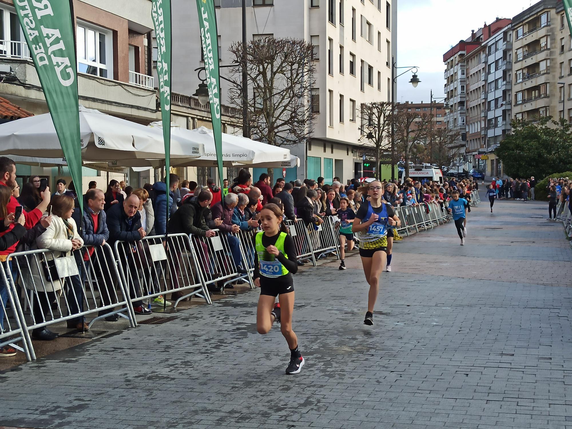 Casi 1.500 participantes disputan la carrera de Fin de Año de Pola de Siero