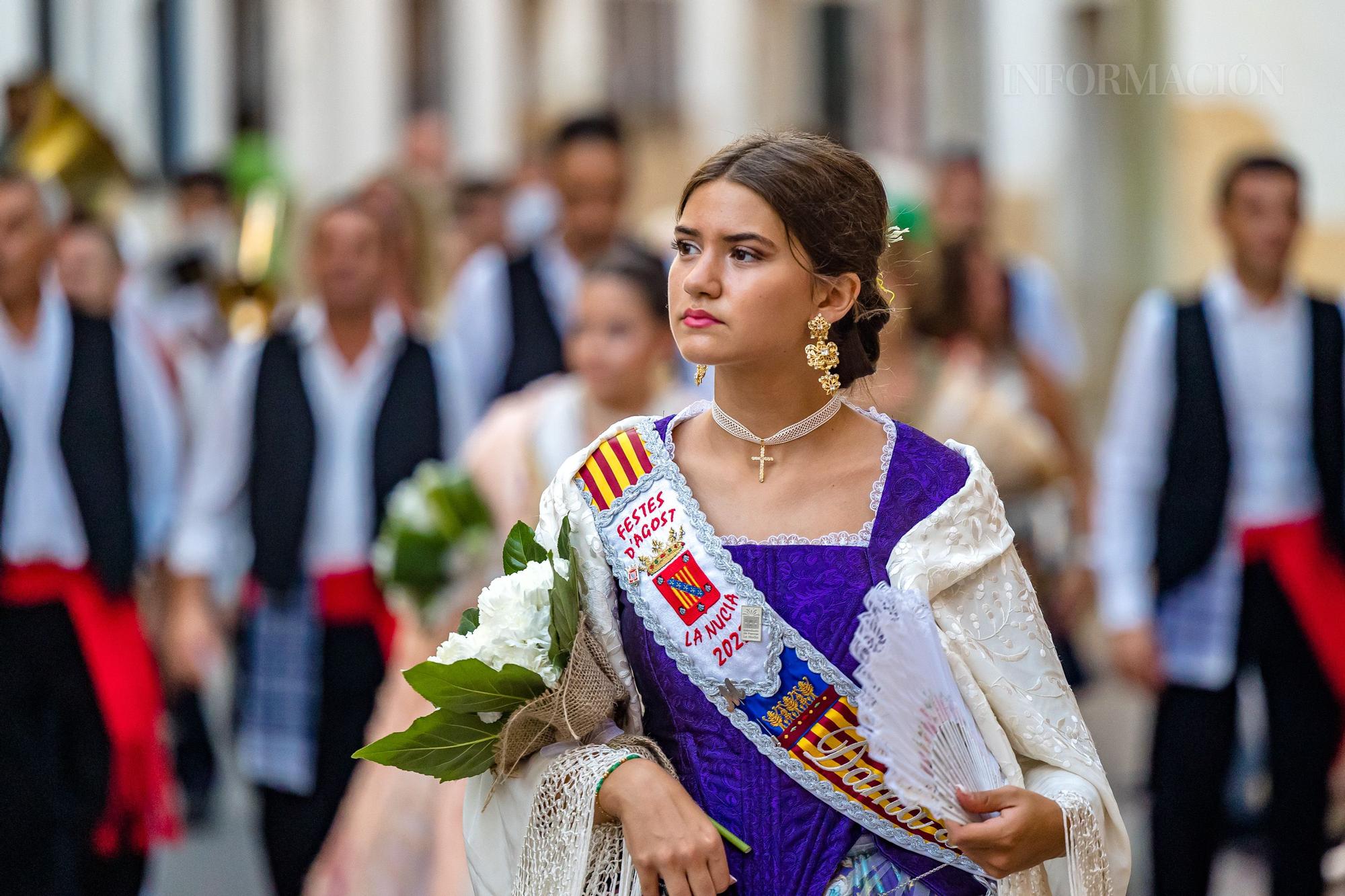 Ofrenda de flores a la Mare de Déu de l'Assumpciò en La Nucía