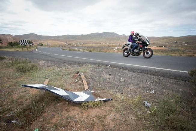 FUERTEVENTURA - Un hombre de 28 años fallece en un accidente de moto en la zona de Tamariche, Fuerteventura - 26-03-17