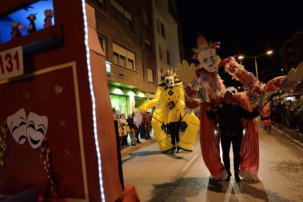 Desfile del Antroxu en Mieres