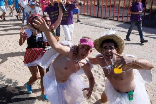 Desfile de peñas en Fuentesaúco