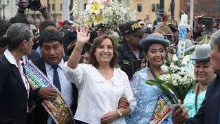 Boluarte nombra a su primer ministro mientras crece la inestabilidad en Perú