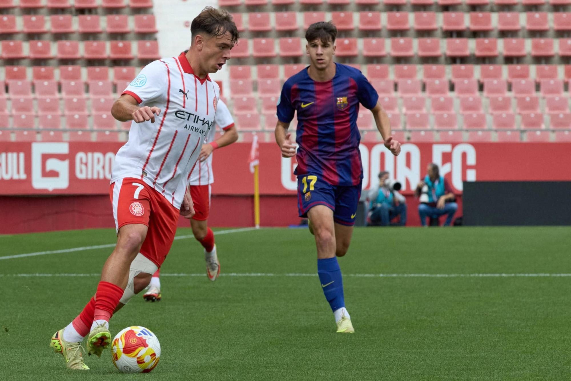 Les fotos del Girona B i Barça Atlètic