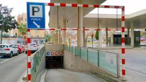Laccés a laparcament soterrat de lestació dautobusos de Lloret de Mar, en una imatge darxiu.