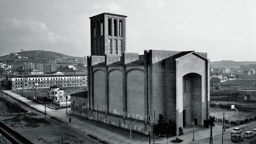  L’església de Sant Josep i els seus voltants, el 16 de desembre del 1966. 