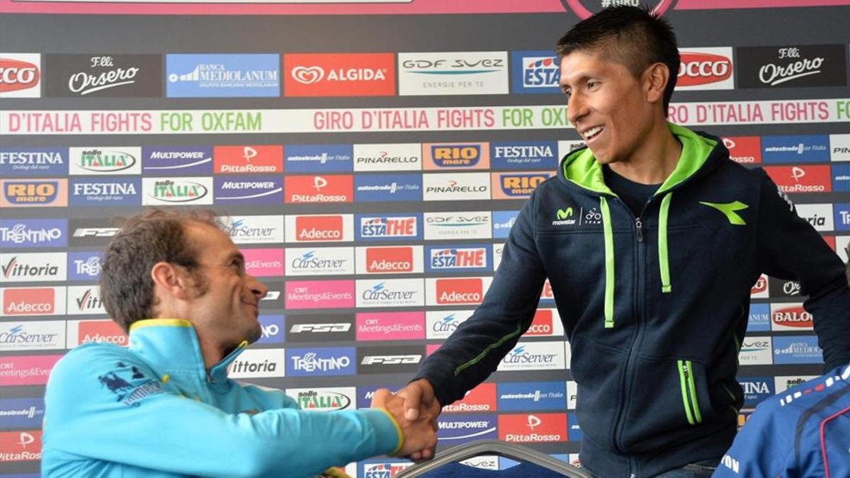 Nairo Quintana con Michele Scarponi en la presentación del Giro 2014