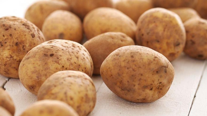 ¿Encuentras brotes en las patatas? Un experto explica por qué y revoluciona a todo Twitter