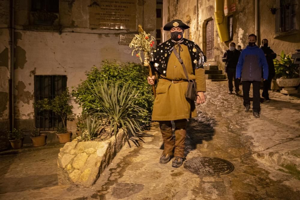 Arribada del Pare Pelegrí a Tossa de Mar