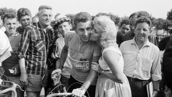 Anquetil, el cinco veces campeón de la ronda francesa que tuvo hijos con su hijastra y su nuera