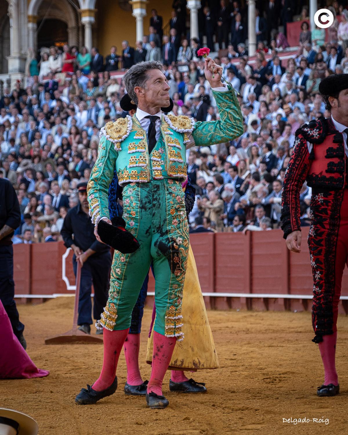Vuelta al ruedo del torero de Gerena.