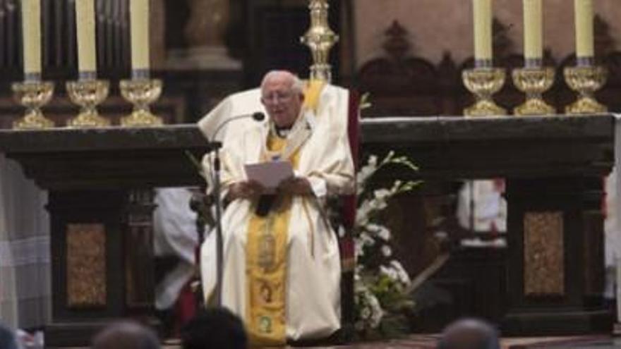 El cardenal Antonio Cañizares durante la homilía de ayer.