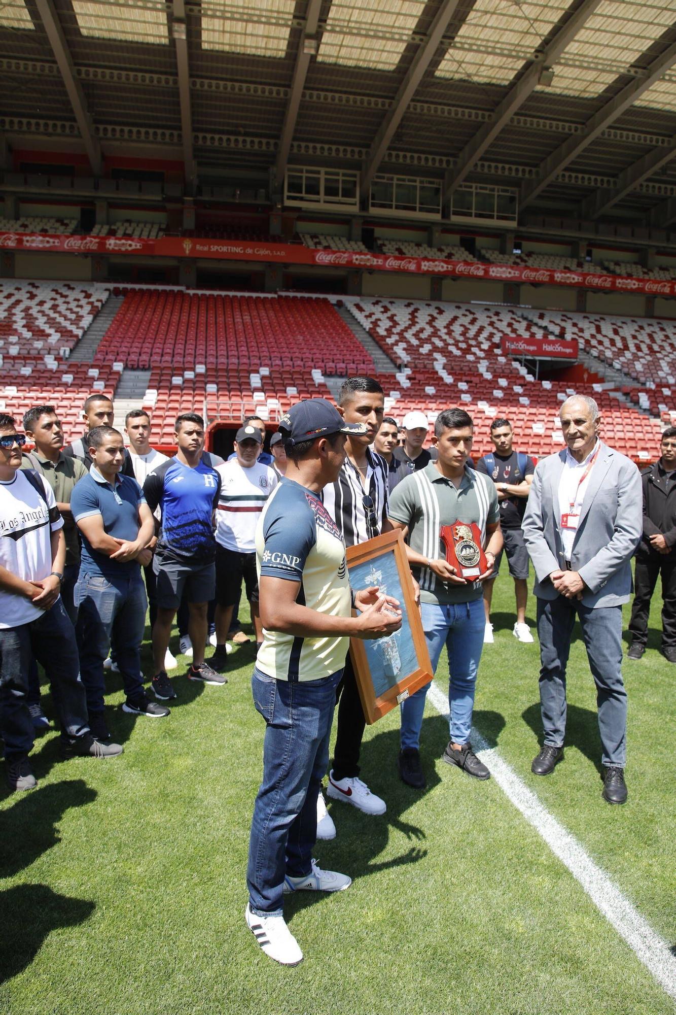 La visita de los cadetes del buque armada mexicano «Cuauhtémoc», en imágenes