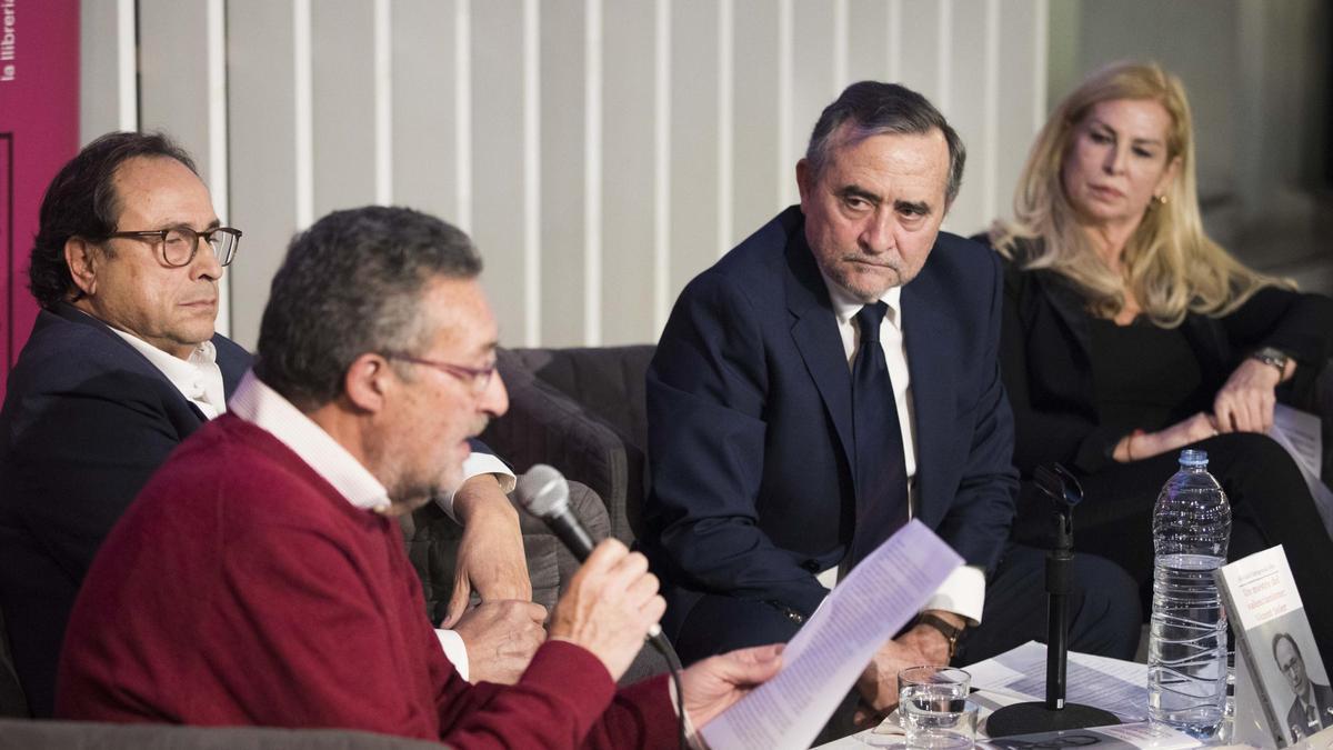 Abelard Saragossà, en la presentació d’un llibre sobre Vicent Soler