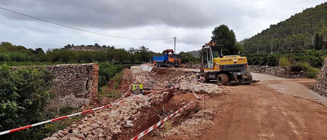 Avanzan las obras de la carretera  la Font-Oliva | LEVANTE-EMV