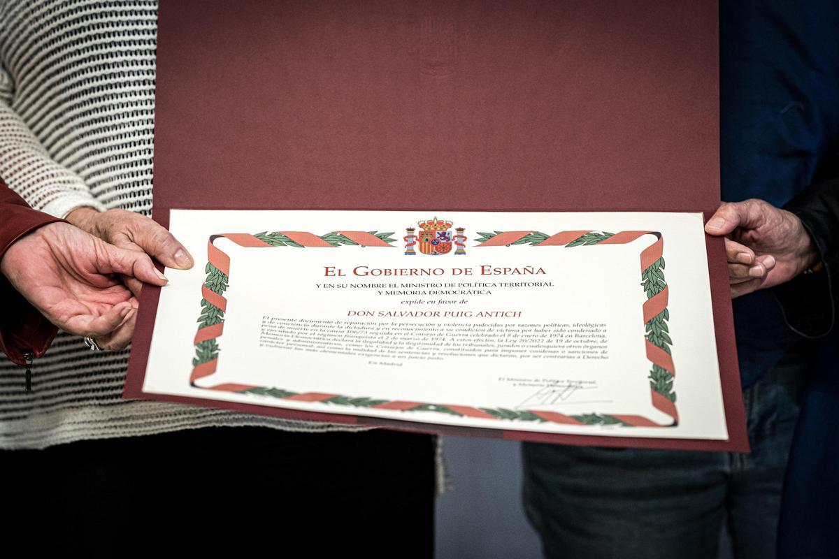 La declaración de Reconocimiento y Reparación a la familia de Salvador Puig Antich.