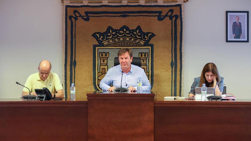 Sada aprueba el presupuesto tras un pacto 'in extremis' de PP y Sadamaioría: "Sabemos que el papel lo aguanta todo, pero vamos a estar encima"