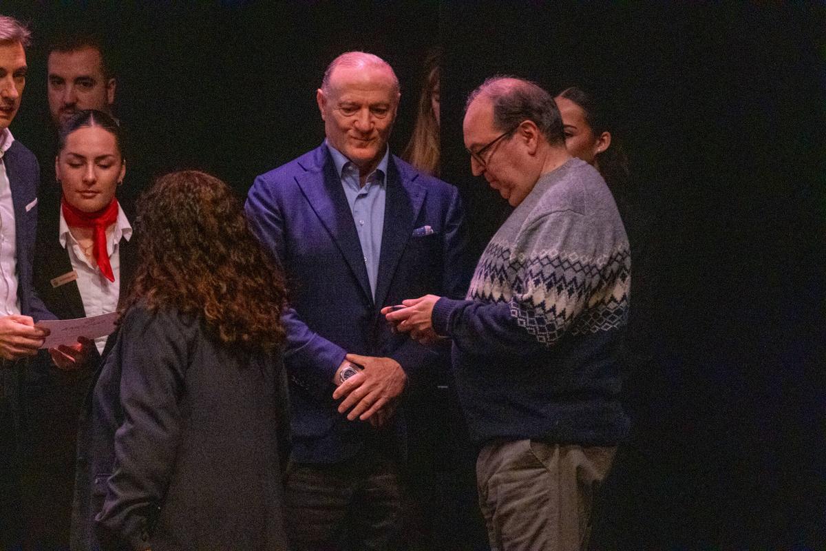 Sentido homenaje a los abonados del Mallorca con más de medio siglo de fidelidad.