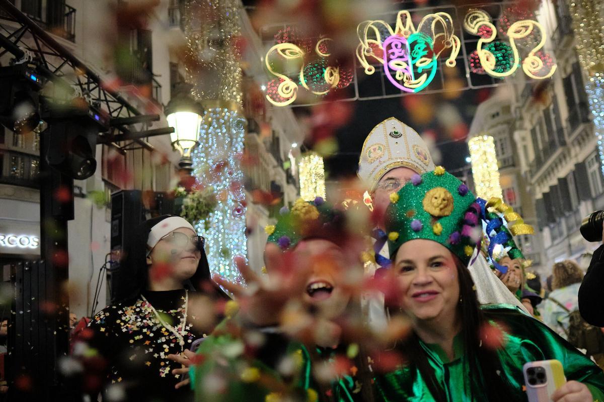 La batalla de las flores en el Carnaval de Málaga 2026