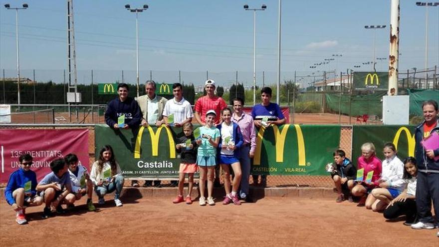 INSTAL·LACIONS Les escoles de Tenis Drive Academy obrin inscripció