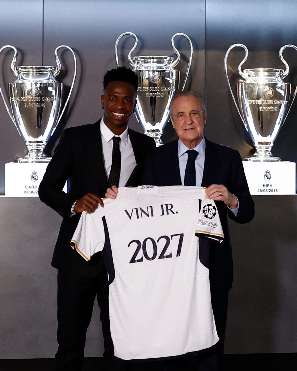 Vinicius tiene contrato con el Real Madrid hasta el 2027