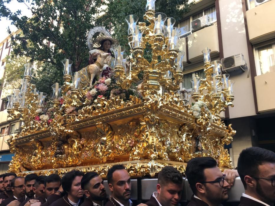 La Divina Pastora recorre las calles de Capuchinos