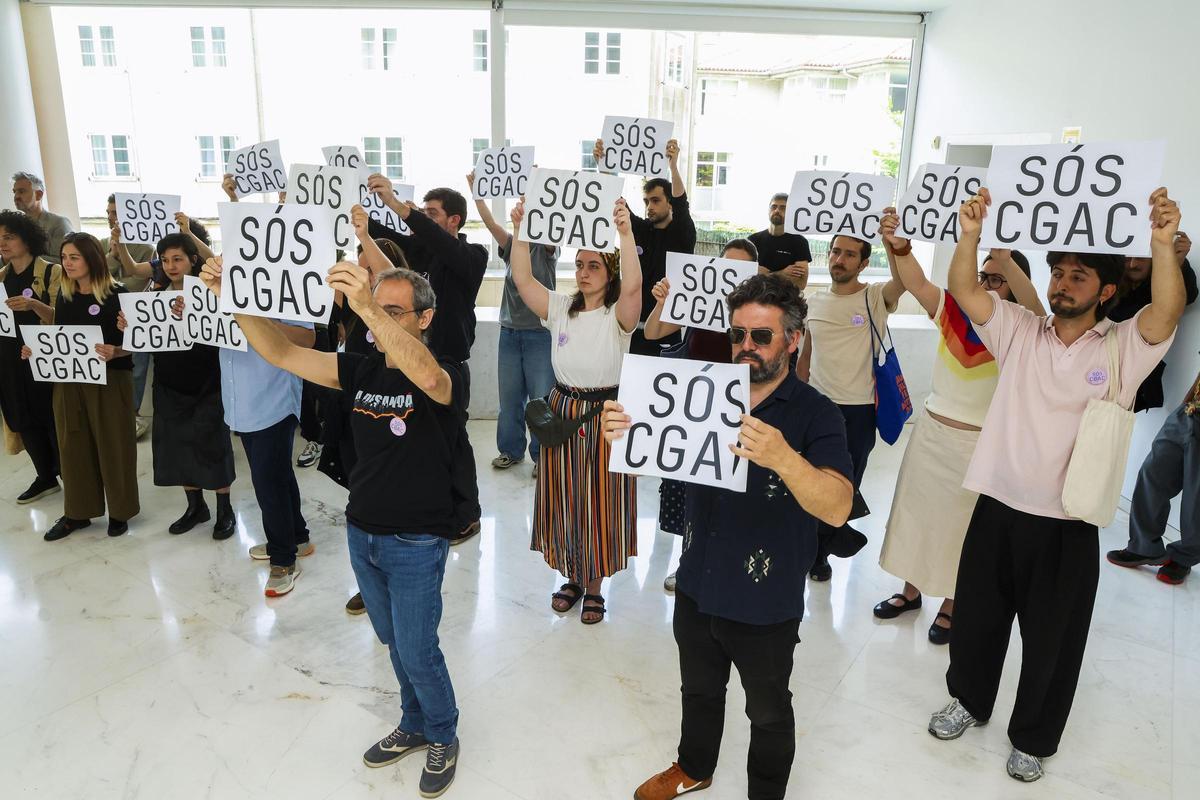 Protesta en el CGAC contra el nombramiento de la nueva directora.