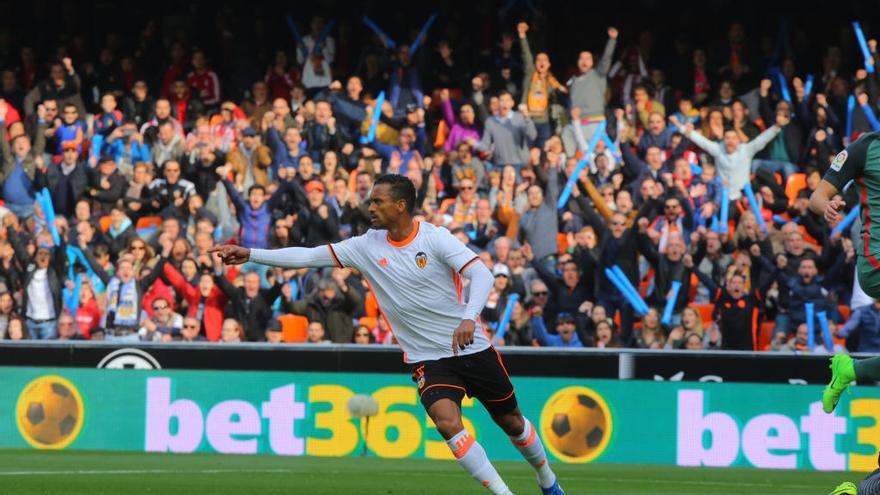 Nani celebra su gol ante el Athletic.