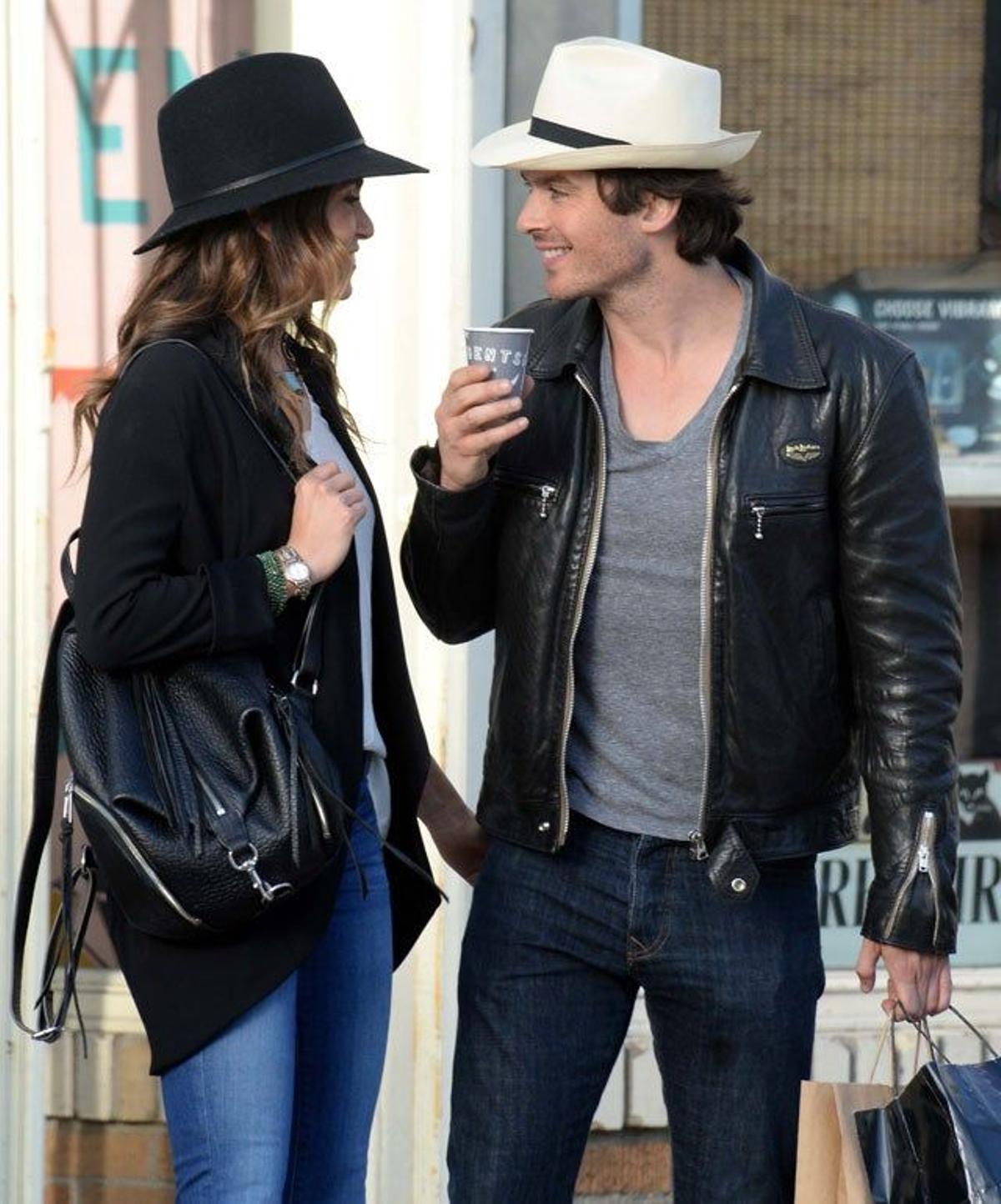 Nikki Reed e Ian Somerhalder, cada día más enamorados