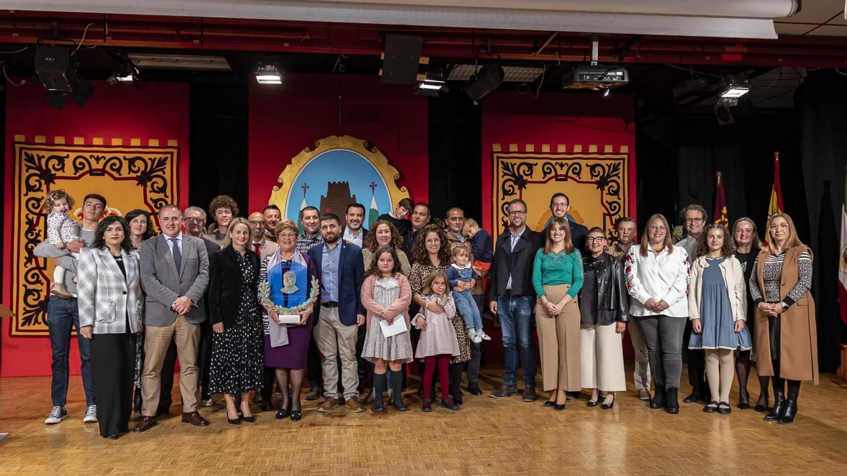 Foto de familia, tras el acto