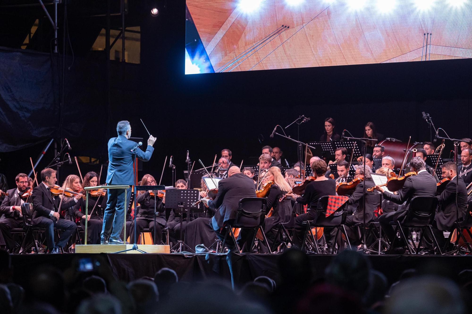 En imágenes | Concierto en la Plaza del Pilar de la Orquesta Reino de Aragón