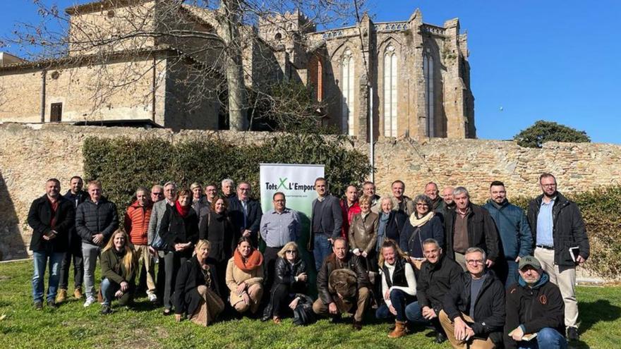 Els participants en la trobada, ahir. | TOTS PER L’EMPORDÀ