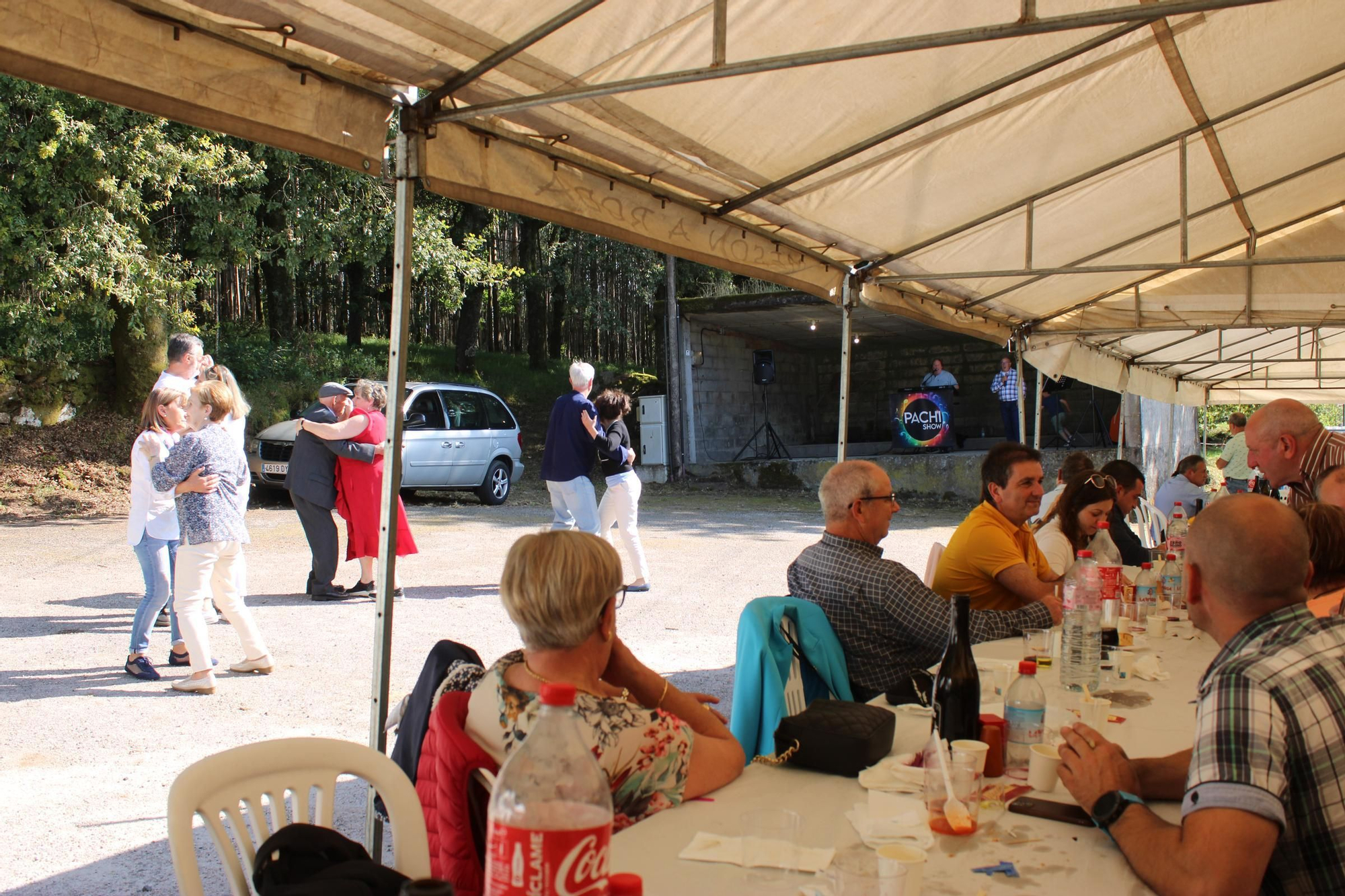 Busto festexa o Corpus e homenaxea aos maiores