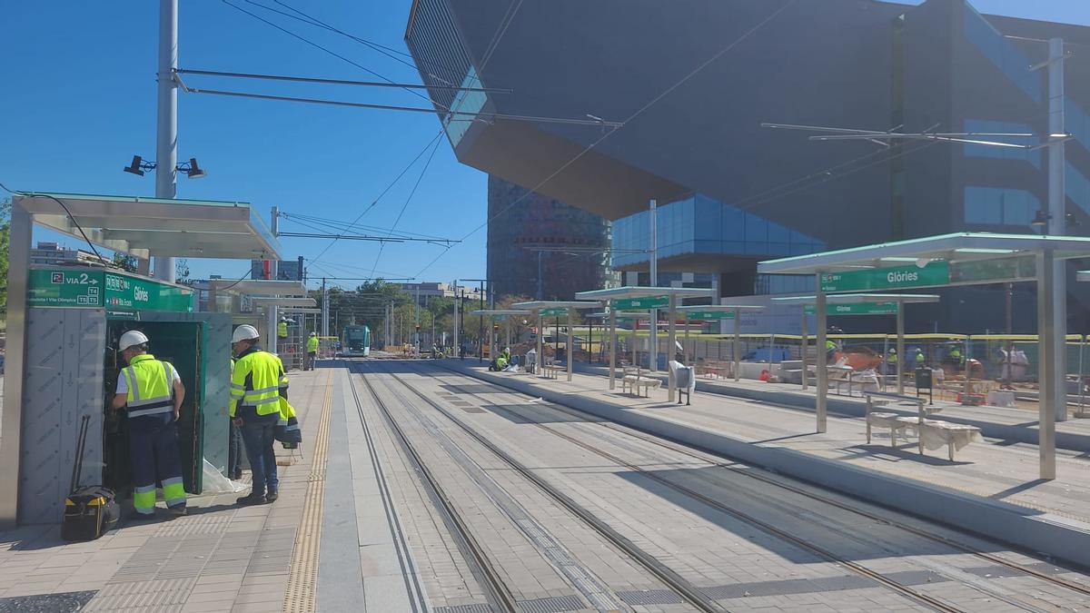 Nueva parada del tranvía en Glòries (Barcelona)