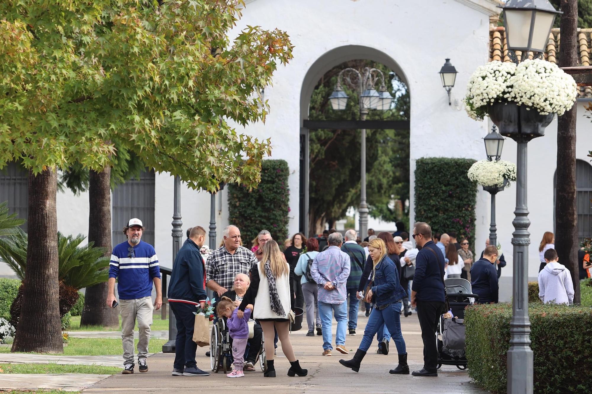 Galería de imágenes: Celebración de Todos los Santos en Castelló y Vila-real