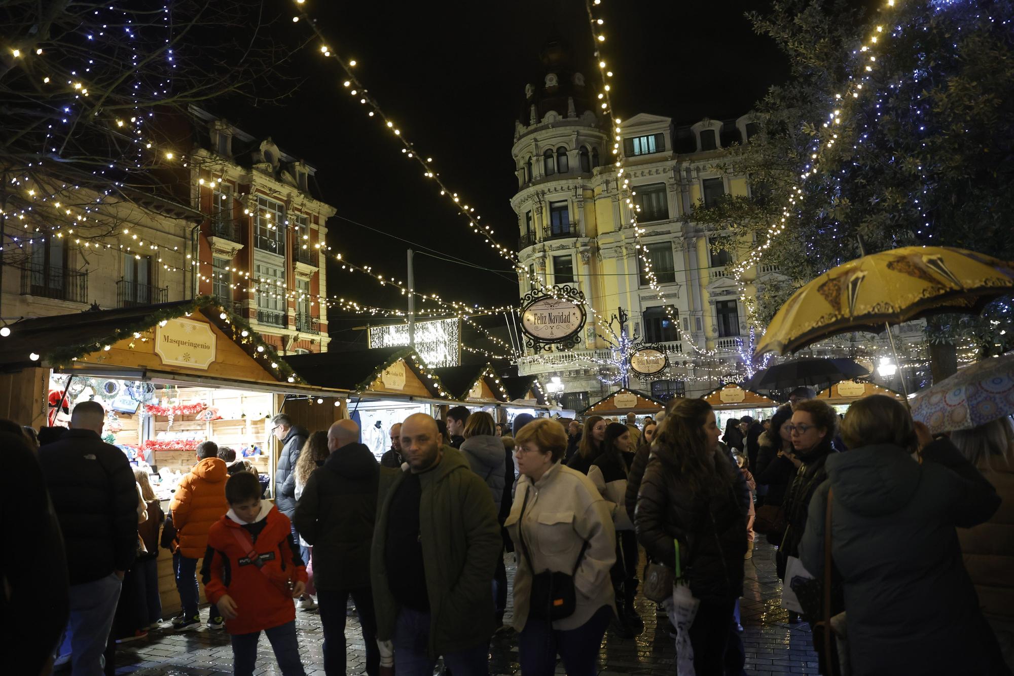 EN IMÁGENES: Ambiente navideño en Oviedo