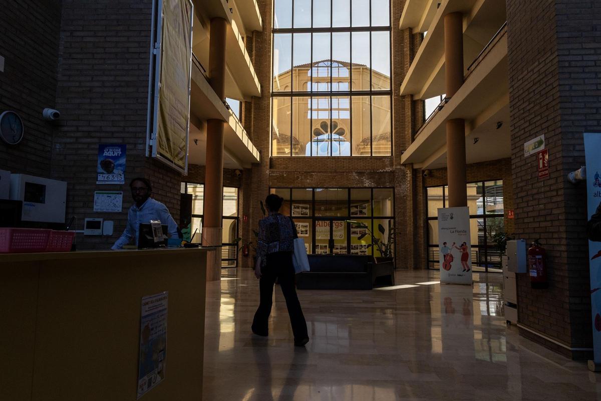 Interior del actual albergue, la antigua Casa Prisión (color).