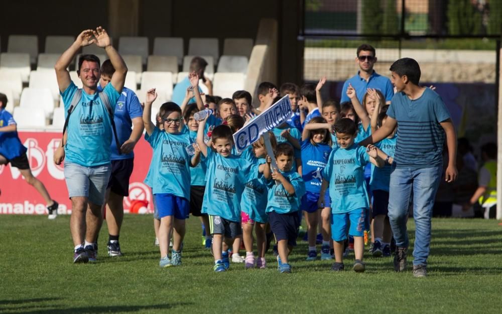 Clausura de la liga local de fútbol base de Cartag