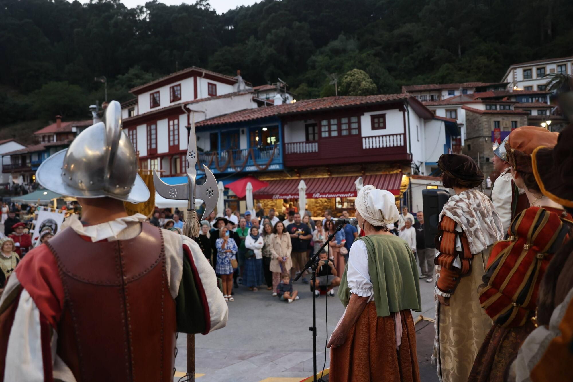 Carlos V siempre desembarca en Tazones