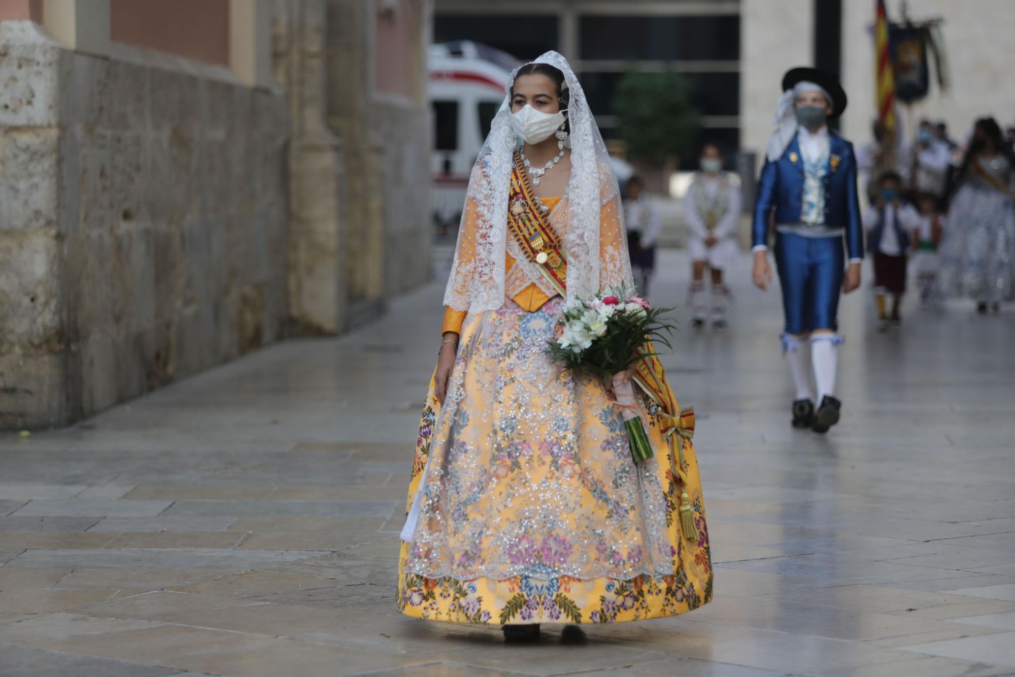 Búscate en el segundo día de Ofrenda por la calle de la Mar (entre las 19.00 y las 20.00 horas)