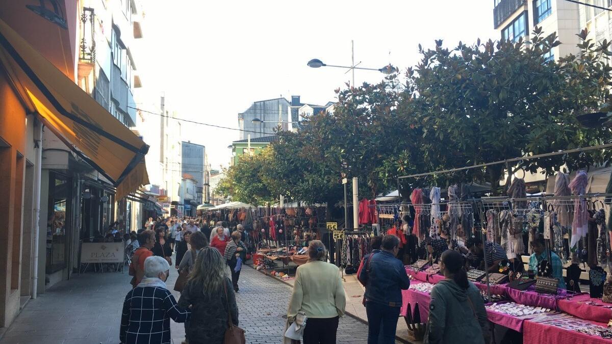 El mercadillo a 25 minutos de A Coruña con más de 40 años de historia