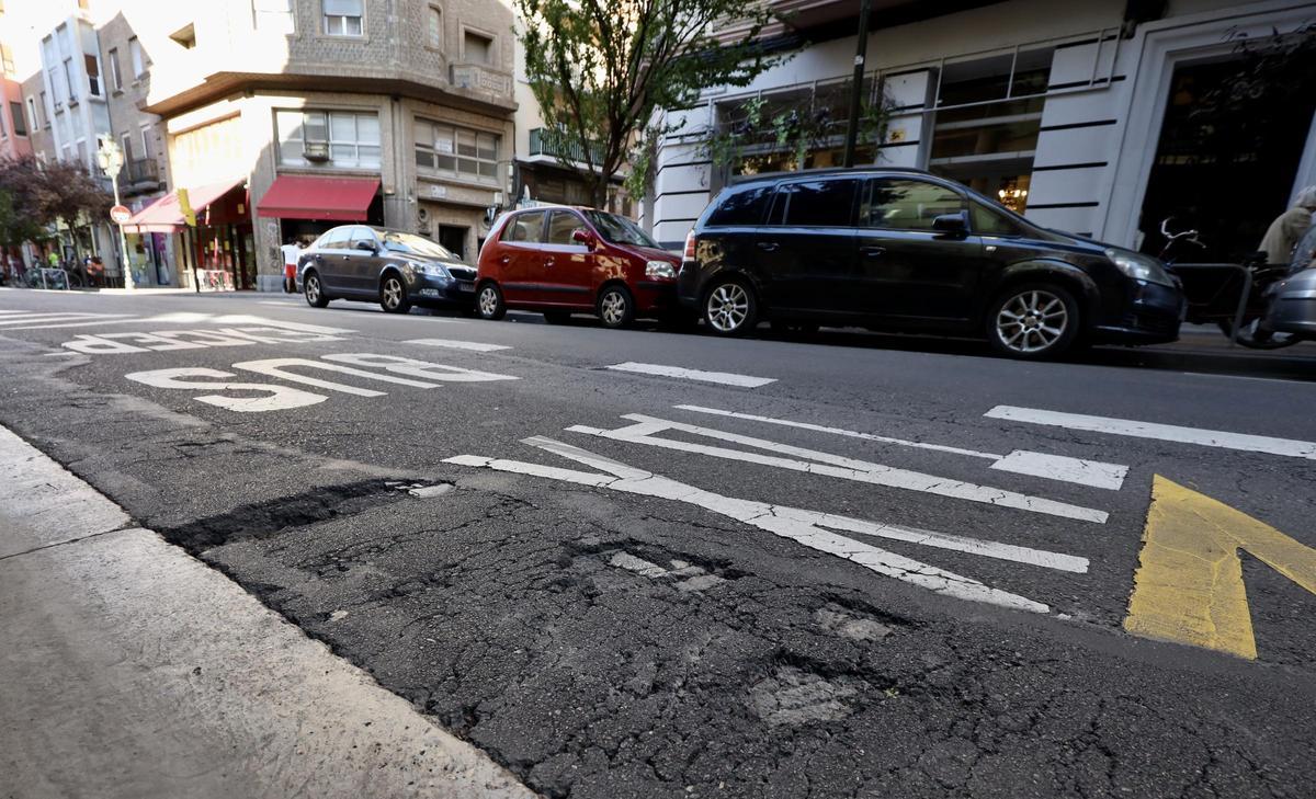 Estado del asfalto de San Vicente de Paúl.